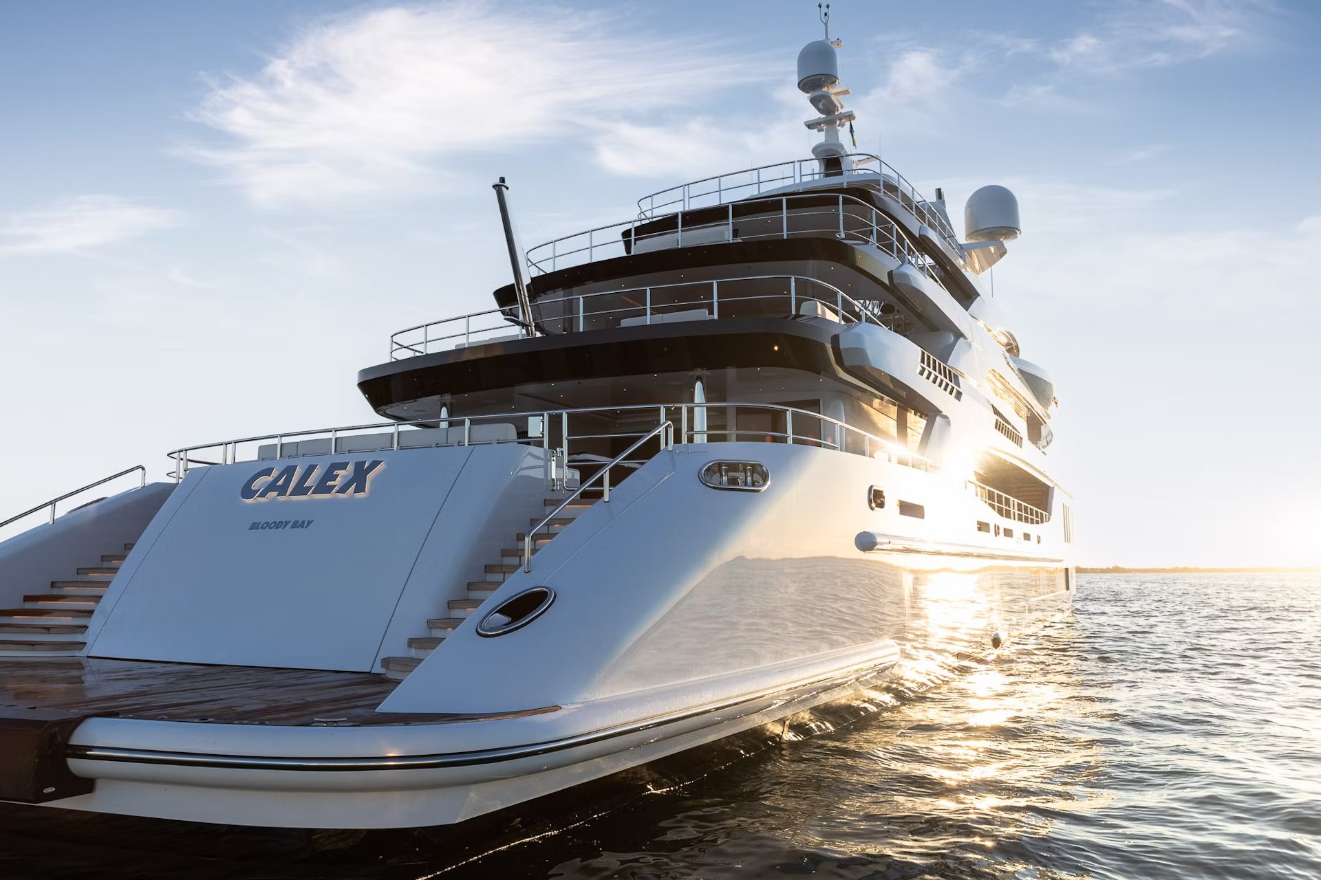 Enlarge : Calex · On board