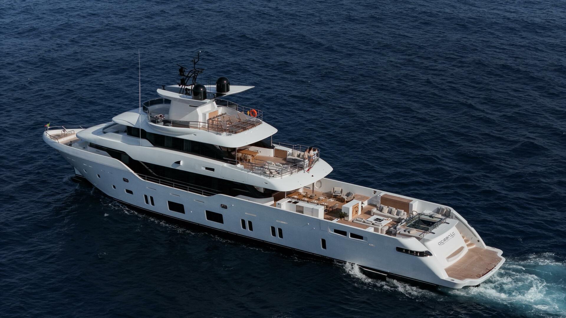 Enlarge : Oceanic 143 · 6