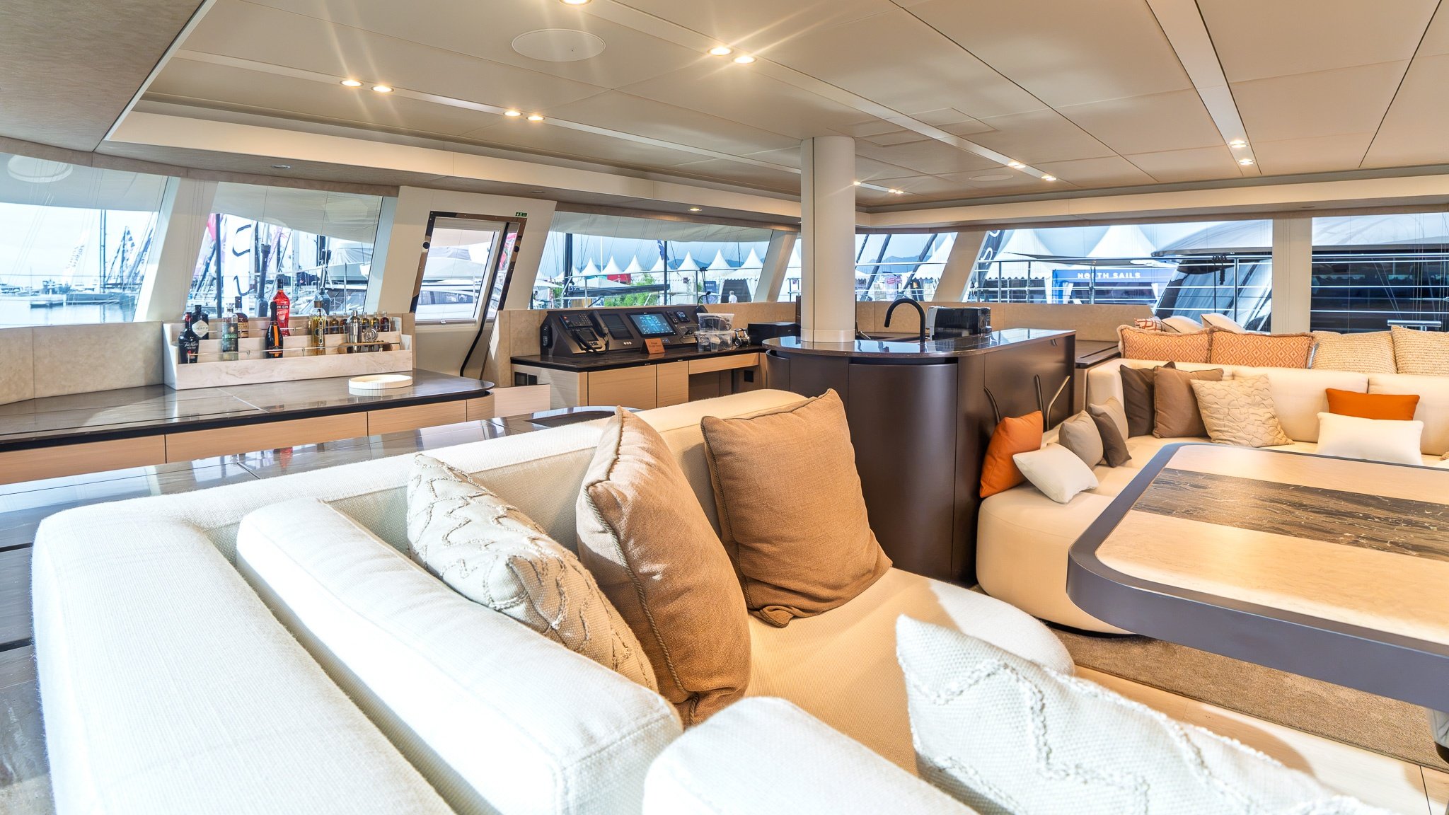 Enlarge : Āura · On board