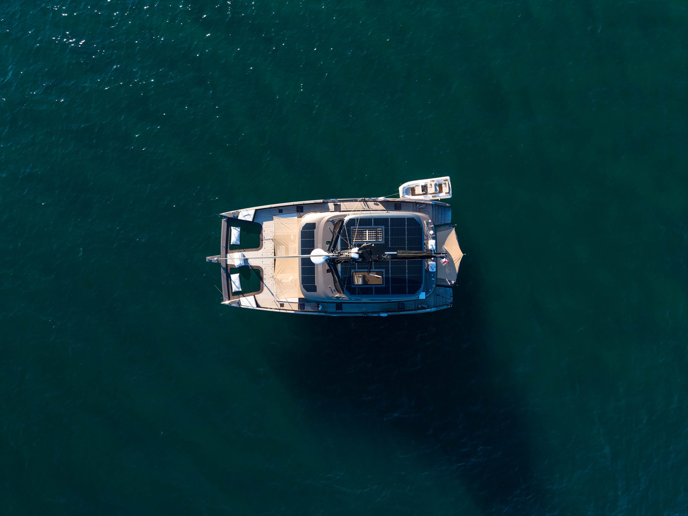 Enlarge : Āura · On board