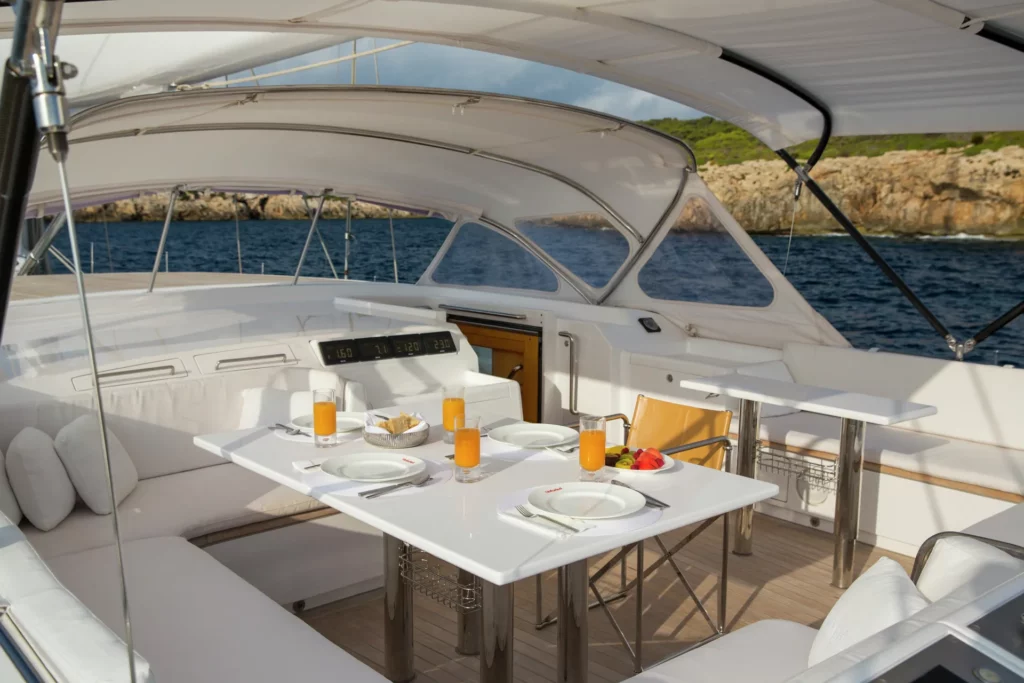 group_atalante_yachts_charter_sailing_yacht_sealen B_on_board