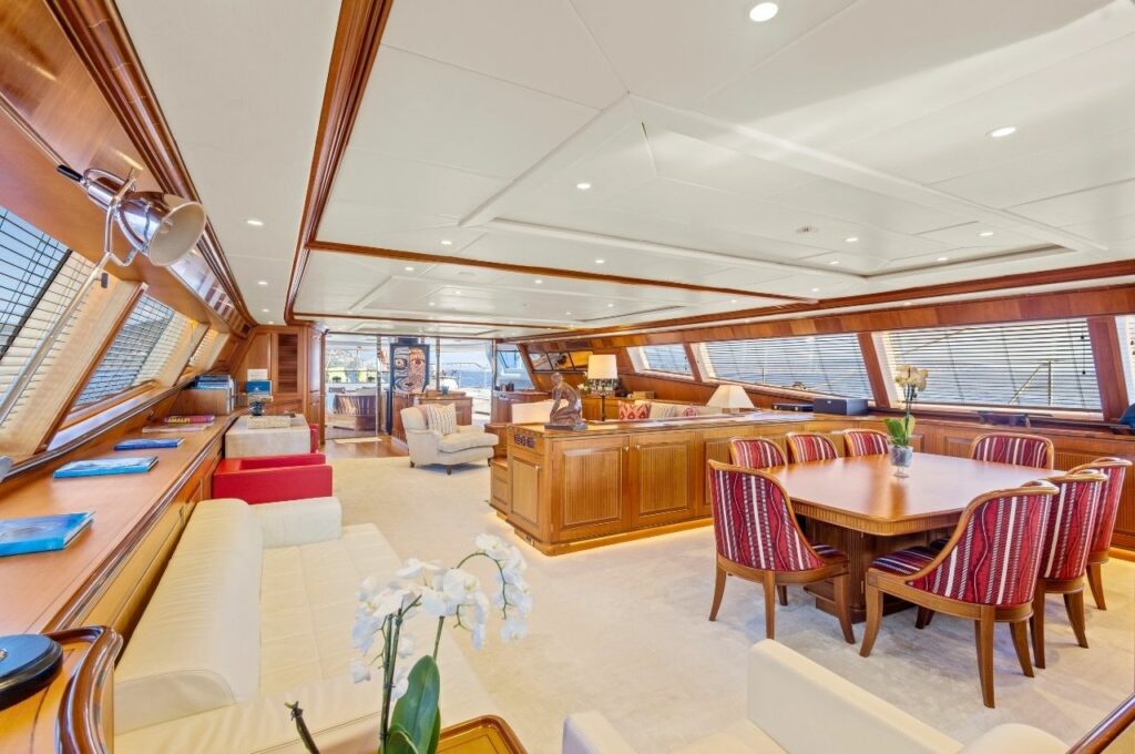 Diner-Room-Atalante-Sailing-For-Sale-Cannes-Luxe