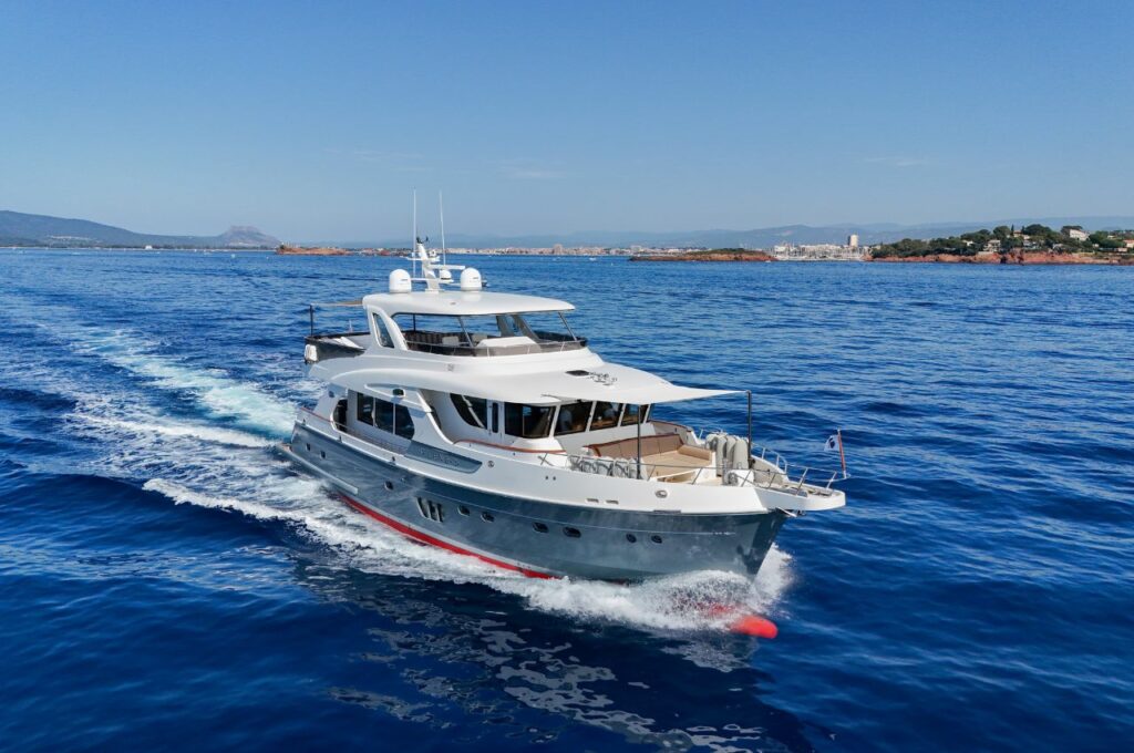Sedna-Atalante-Charter-Yacht-Cannes-Monaco